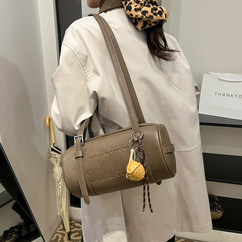 Vvsha Multifunctional Cylinder Shaped Shoulder Bags For Women 2025 Winter Latest Designer Handbags Luxury Cross Body Bag With Pendant