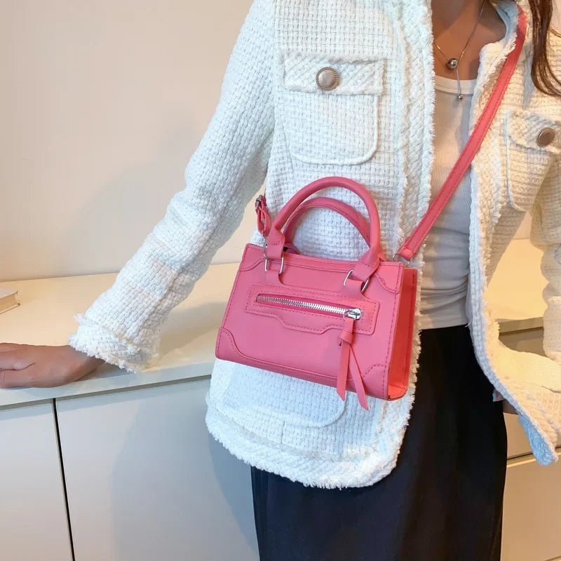 Vvsha Crossbody Bag for Women New Fashion Casual Western Style Shoulder Handbag Simple Texture Messenger Small Square Bag